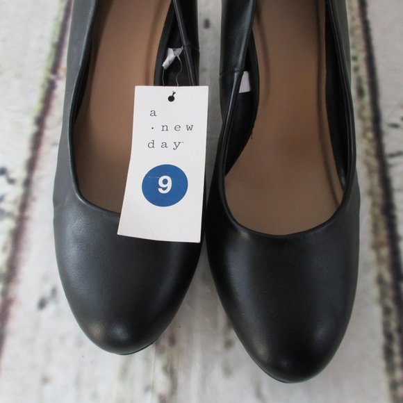 A New Day Jinny Mid Heel Fashion Pumps - Picture 8 of 8